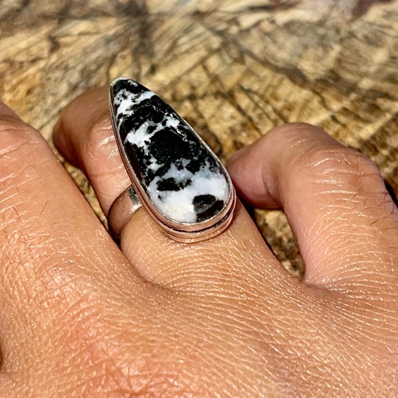 White Buffalo Turquoise Ring Size 7 - Picture 4 of 7